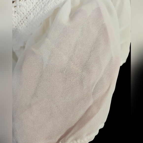 Embroidered Top - Picture 4 of 4